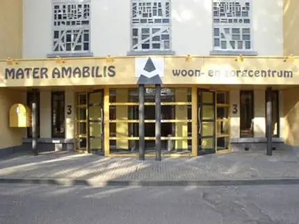 De ingang van woon- en zorgcentrum Mater Amabilis, waar LDC De Kim gevestigd is